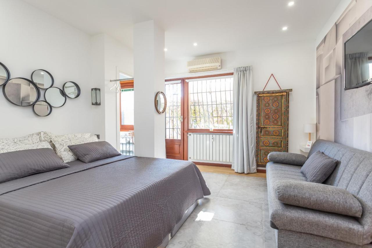 Appartamento St Peter'S Spacious 4 Bdr With Private Parking Roma Esterno foto