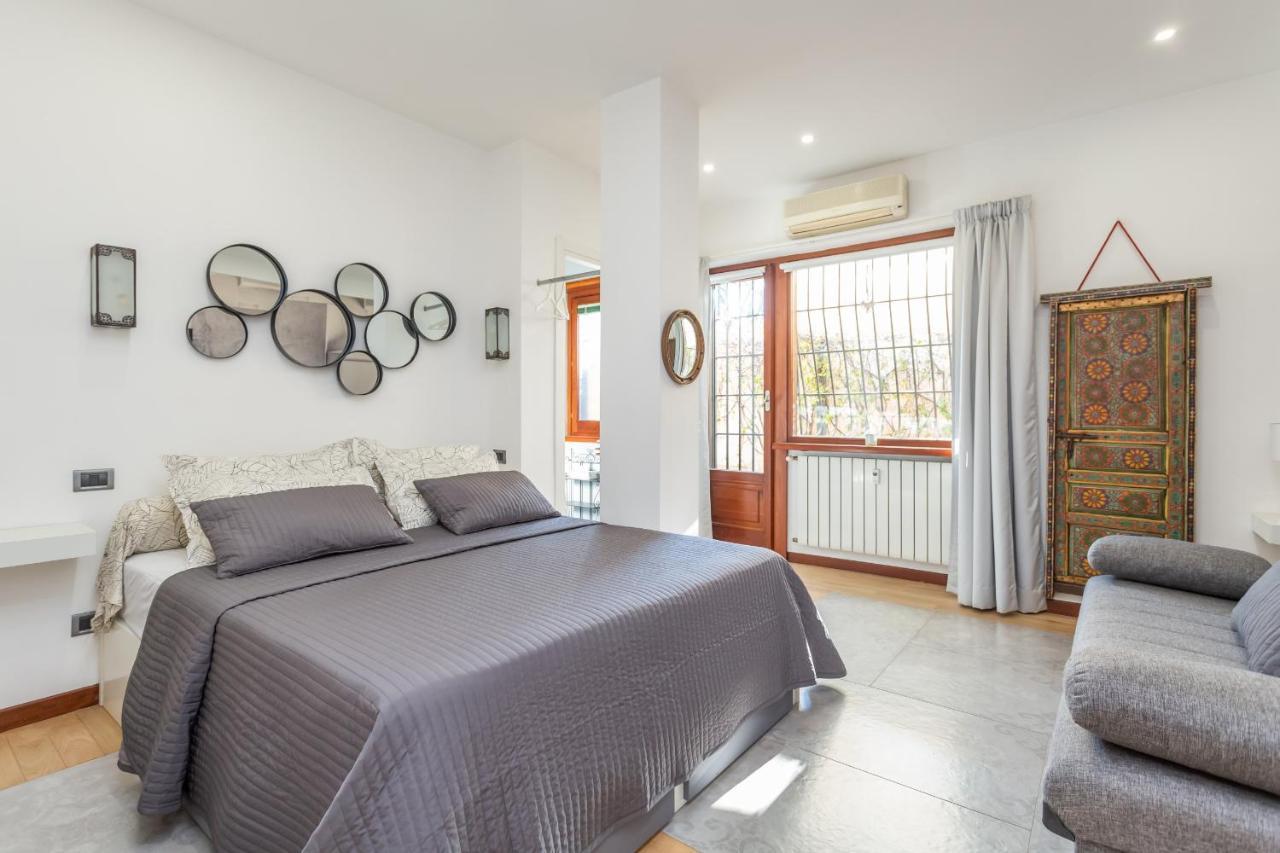 Appartamento St Peter'S Spacious 4 Bdr With Private Parking Roma Esterno foto