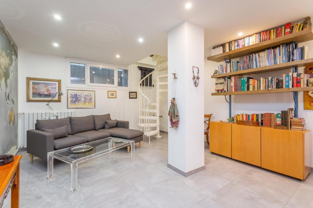 Appartamento St Peter'S Spacious 4 Bdr With Private Parking Roma Esterno foto