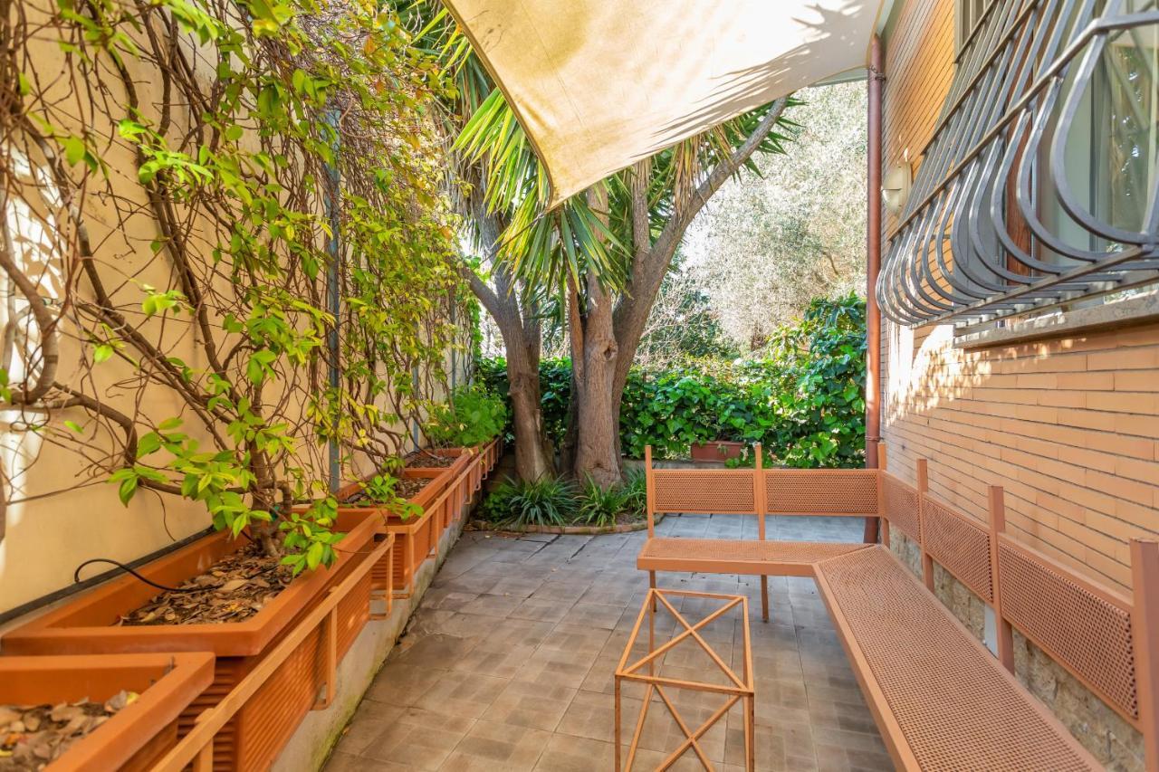 Appartamento St Peter'S Spacious 4 Bdr With Private Parking Roma Esterno foto